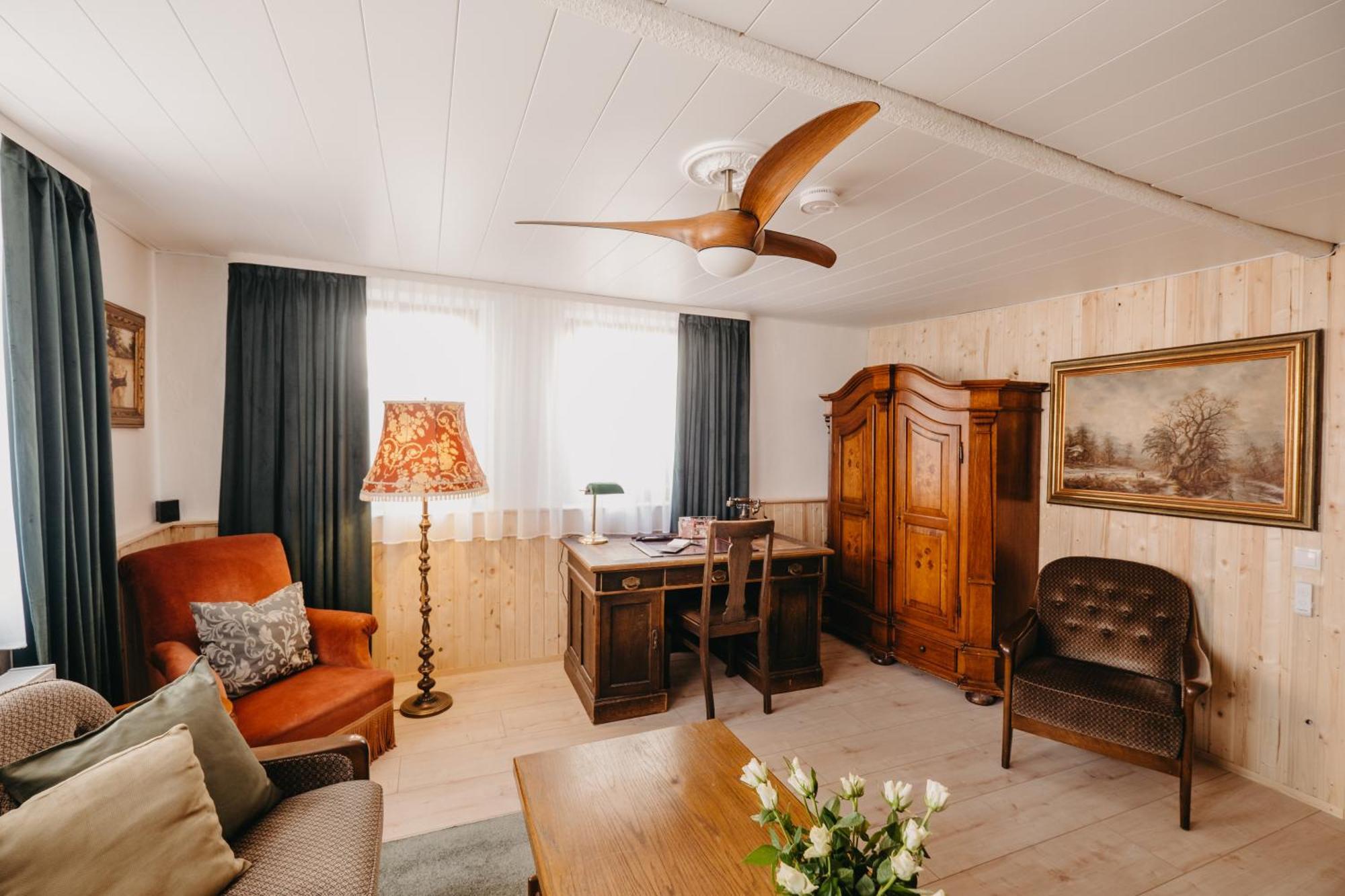 Altes Haeusle Am Waschbach-Weinberg Apartment Еденкобен Екстериор снимка